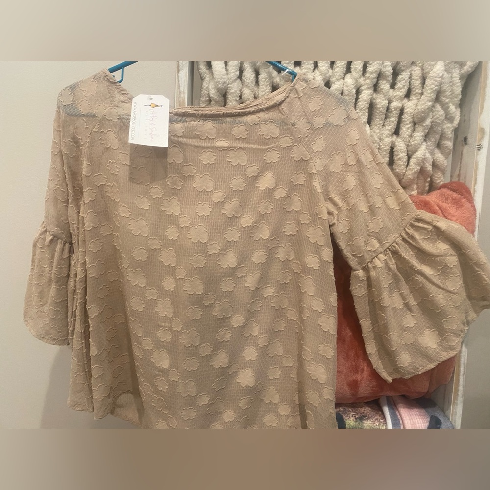 Blouse Bell Sleeve